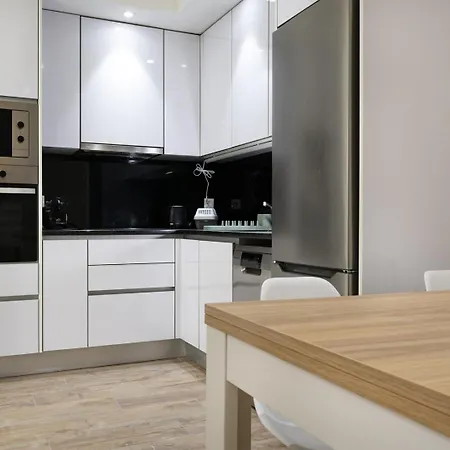 Red Door Flat By Trip2portugal * Figueira da Foz